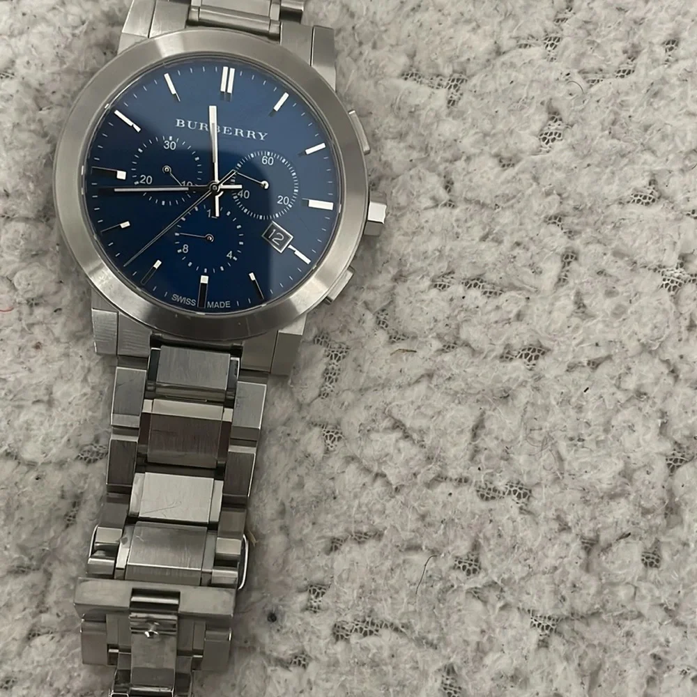 Burberry blue face - Picture 5 of 5